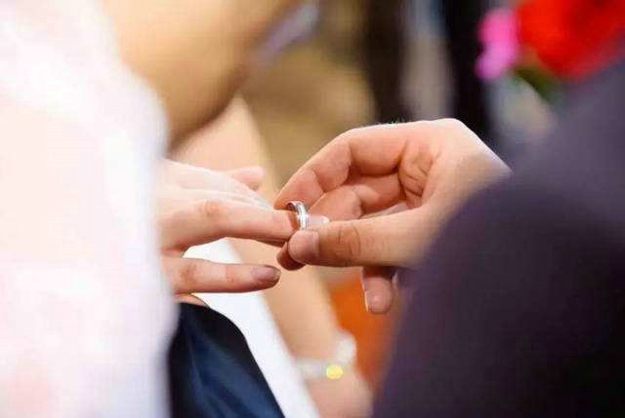 一方的债务属于夫妻共同债务吗？